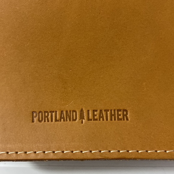 Portland Leather Bags Portland Leather Hawthorne Crossbody Bag